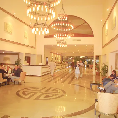 Hotel Cesars Side