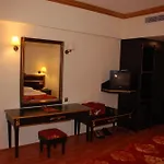 Hotel Cesars Side